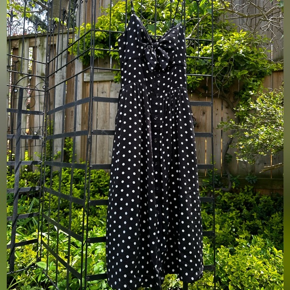 Retro Style Polka-dot Dress - Picture 3 of 10